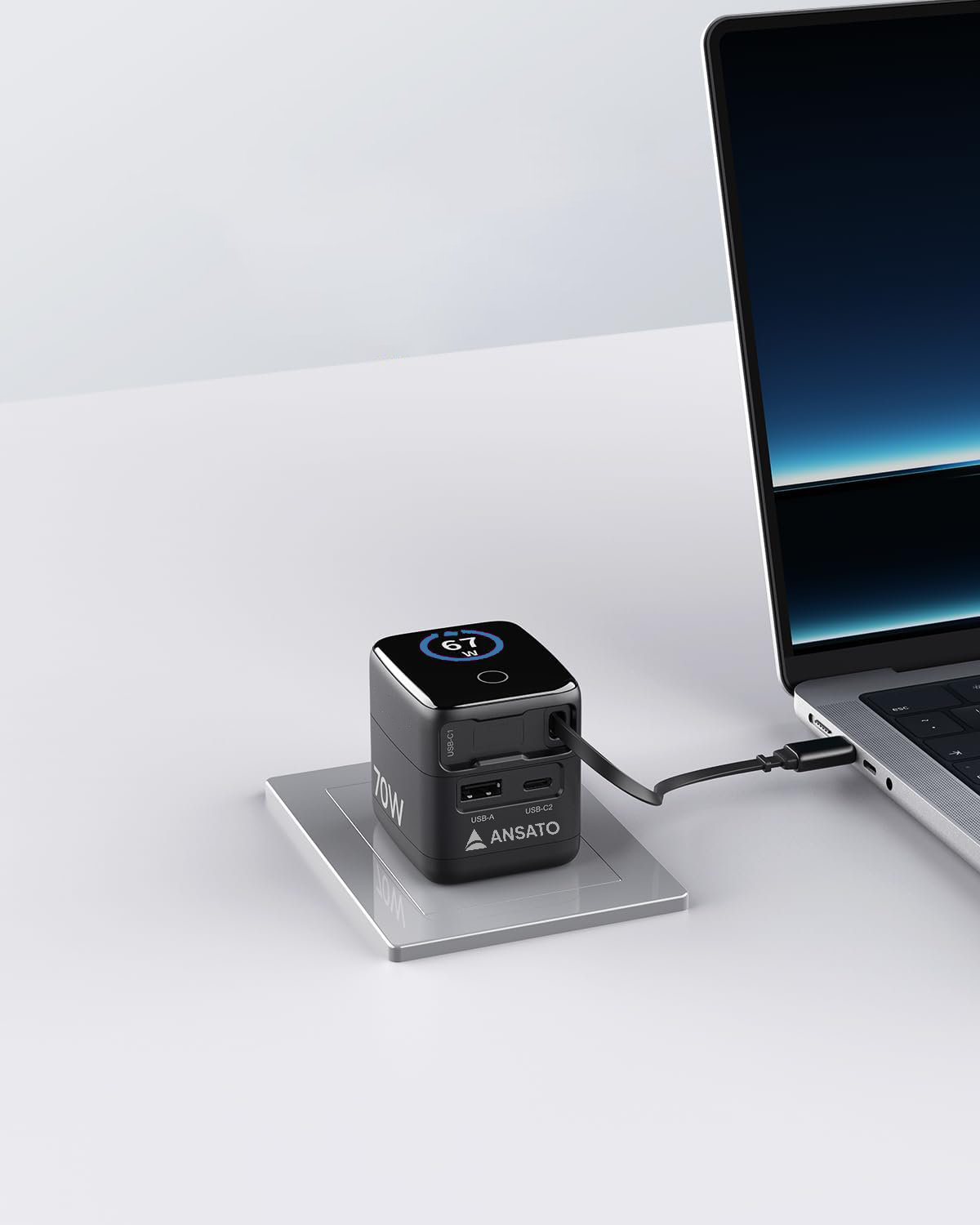 Incarcator de Retea 70W ANSATO™️, Afisaj Digital, Incarcare Rapida Simultana 3x dispozitive, Laptop, Telefon, iPhone, iPad, MacBook, Galaxy, Pixel, Smart Watch, Cablu Retractabl USB-C, Cablu USB 4-in-1, 2x Adaptoare Priza UK/US si Geanta Calatorie Incluse 